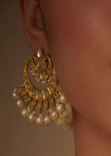Gold Chaand Baalis With Mirror Polki And Pearls