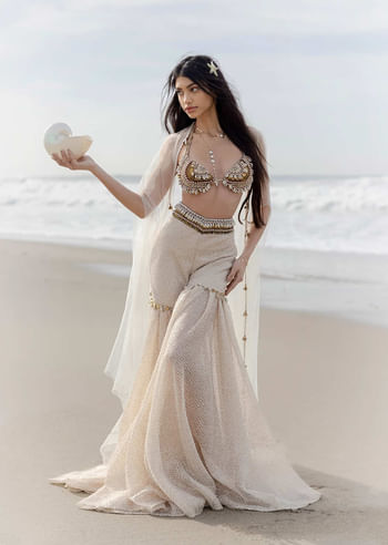 <p>Ivory White Indowestern Sharara</p>
