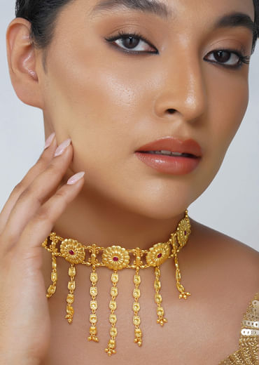 Antique Gold Floral Choker Necklace With Zircon Accents