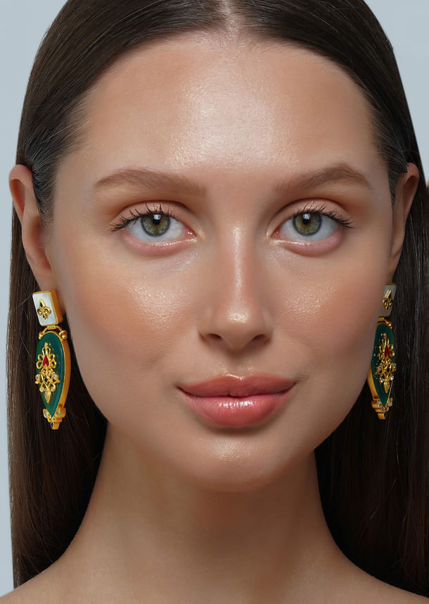 Antique Gold Green Onyx Statement Earrings Antique Gold Green Onyx Statement Earrings