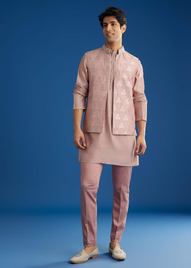 Banarasi Silk Jacket Kurta Set With Front Zip Closure Banarasi Silk Jacket Kurta Set With Front Zip Closure