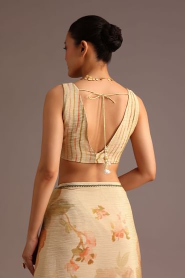 Beige Crushed Abstract Print Saree With Lace Pallu Border