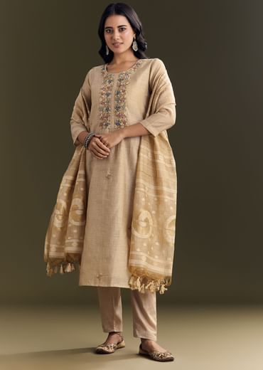 Beige Jamdani Cotton Kurta Pant Set With Zari Dupatta