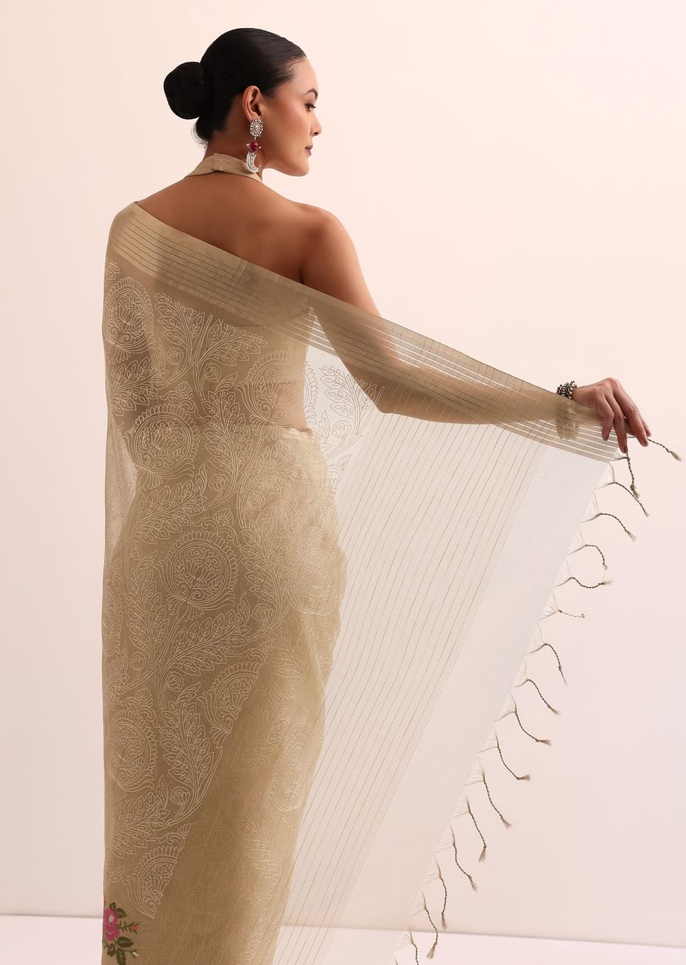 Beige Gold Chanderi Silk Saree With Thread Work And Unstitched Blouse