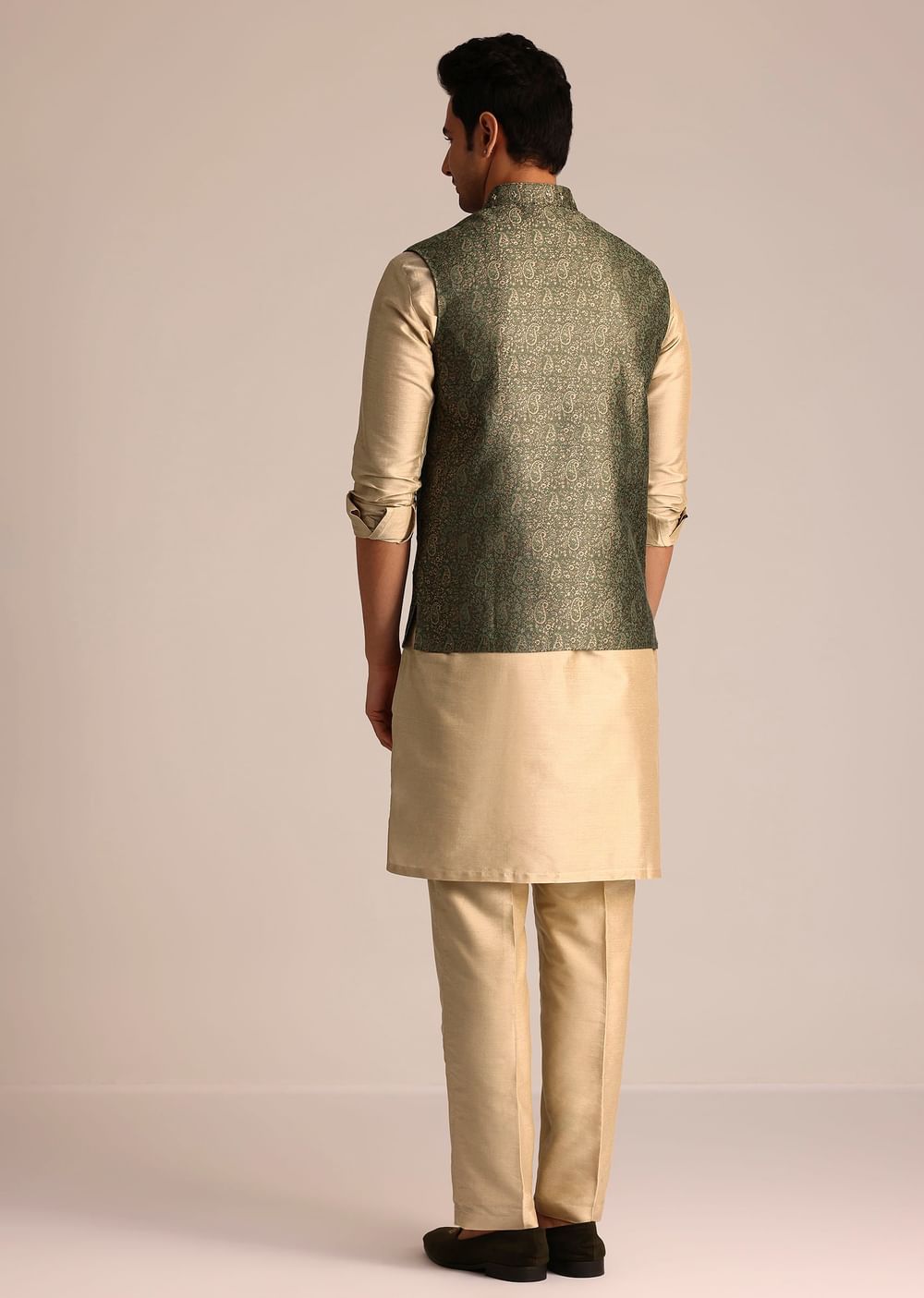 Beige Kurta Pant Set With Green Embroidered Jacket