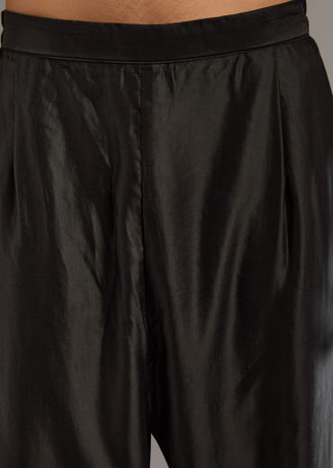 Black Cotton Silk Kurta Set For Men With Hand Dyed Bandhani Print Black Cotton Silk Kurta Set For Men With Hand Dyed Bandhani Print