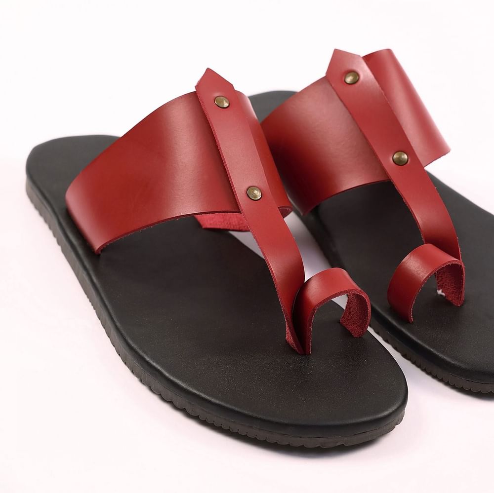Black And Red Strappy Slides For Men In Leather With Buttons