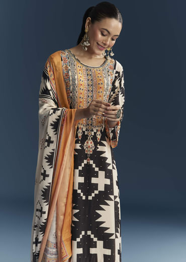 Black Crepe Printed Kurta Set