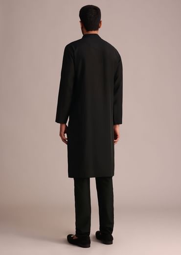 Black Embroidered Kurta Set With Cutdana Work