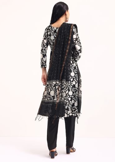 Black Floral Printed Chanderi Kurta Set With Bandhani Dupatta
