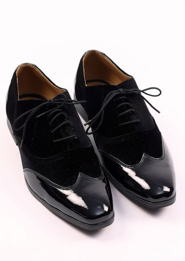 Black Velvet Jutti