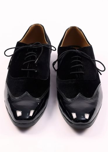 Black Velvet Jutti