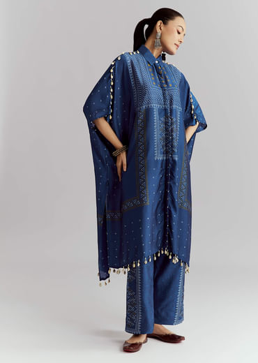 Blue Silk Kaftaan Kurta Set With Bandhani Print Blue Silk Kaftaan Kurta Set With Bandhani Print