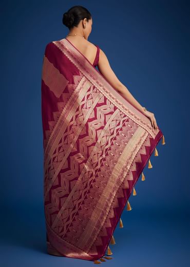 Burgundy Pink Dola Silk Saree With All Over Zari Work