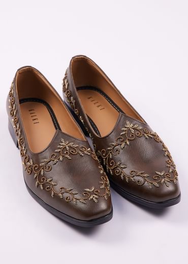 Dark Brown Zardosi Work Juttis For Men