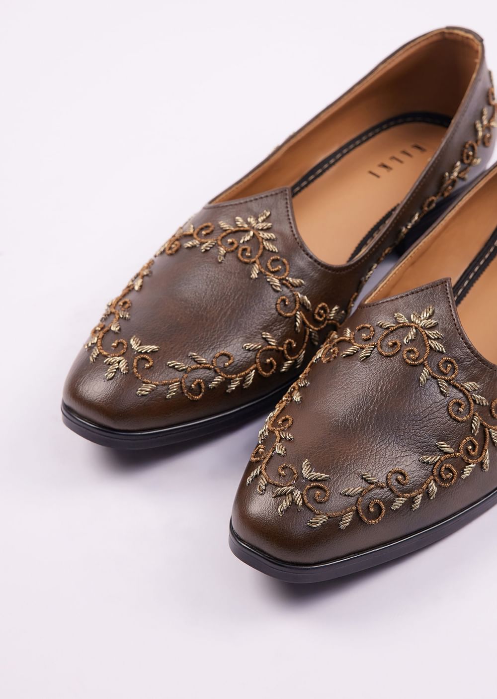 Dark Brown Zardosi Work Juttis For Men