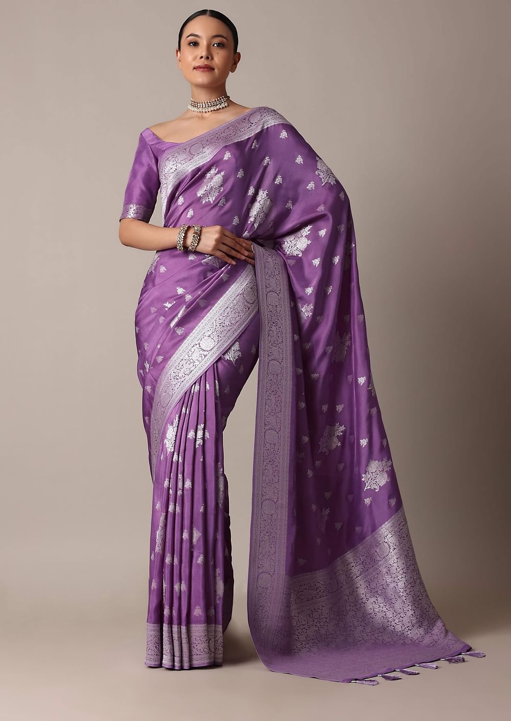 Dark Purple Dola Silk Saree With Silver Weave And Unstitched Blouse Piece