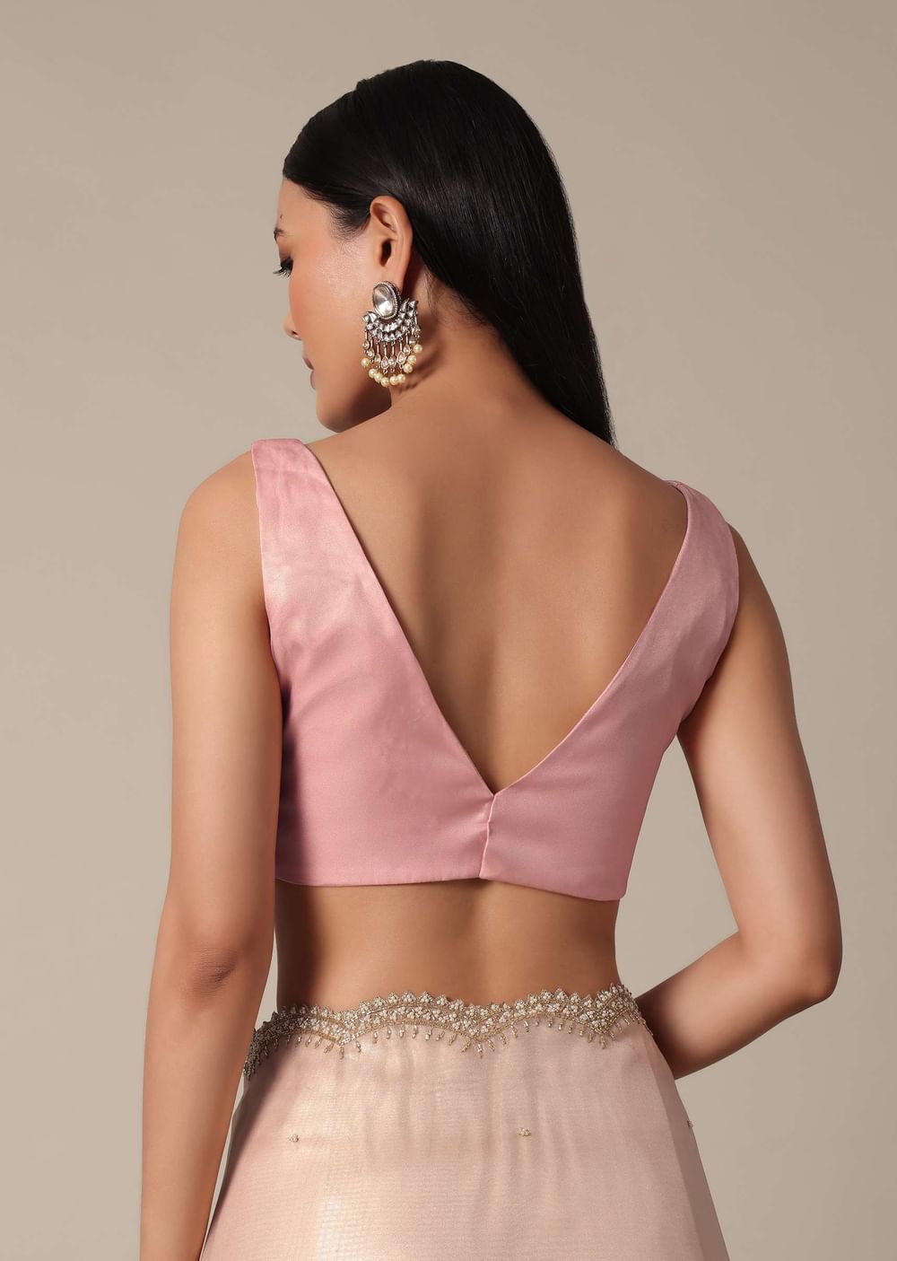 Elegant Peach Saree With Scalloped Border