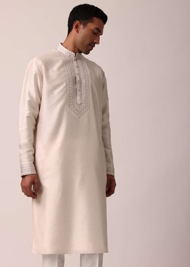Elegant Peach Silk Kurta Set With Exquisite Cut Work