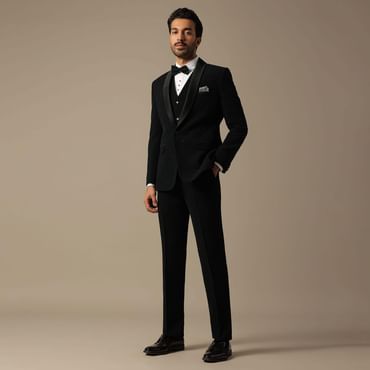 Elegant Tuxedo For Grooms