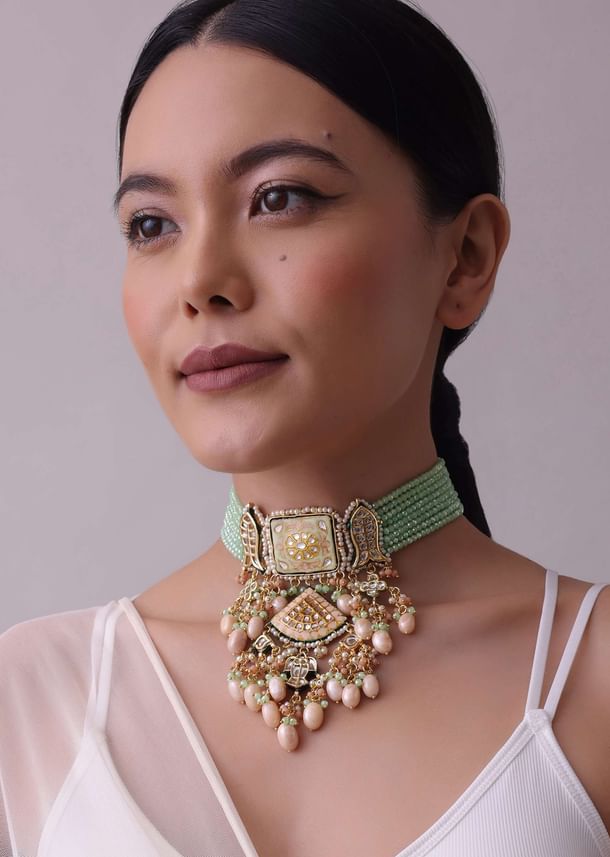 Gold-Finish Bridal Kundan Chokar Necklace Set With Beads And Multicolor Meenakari In Mix Metal