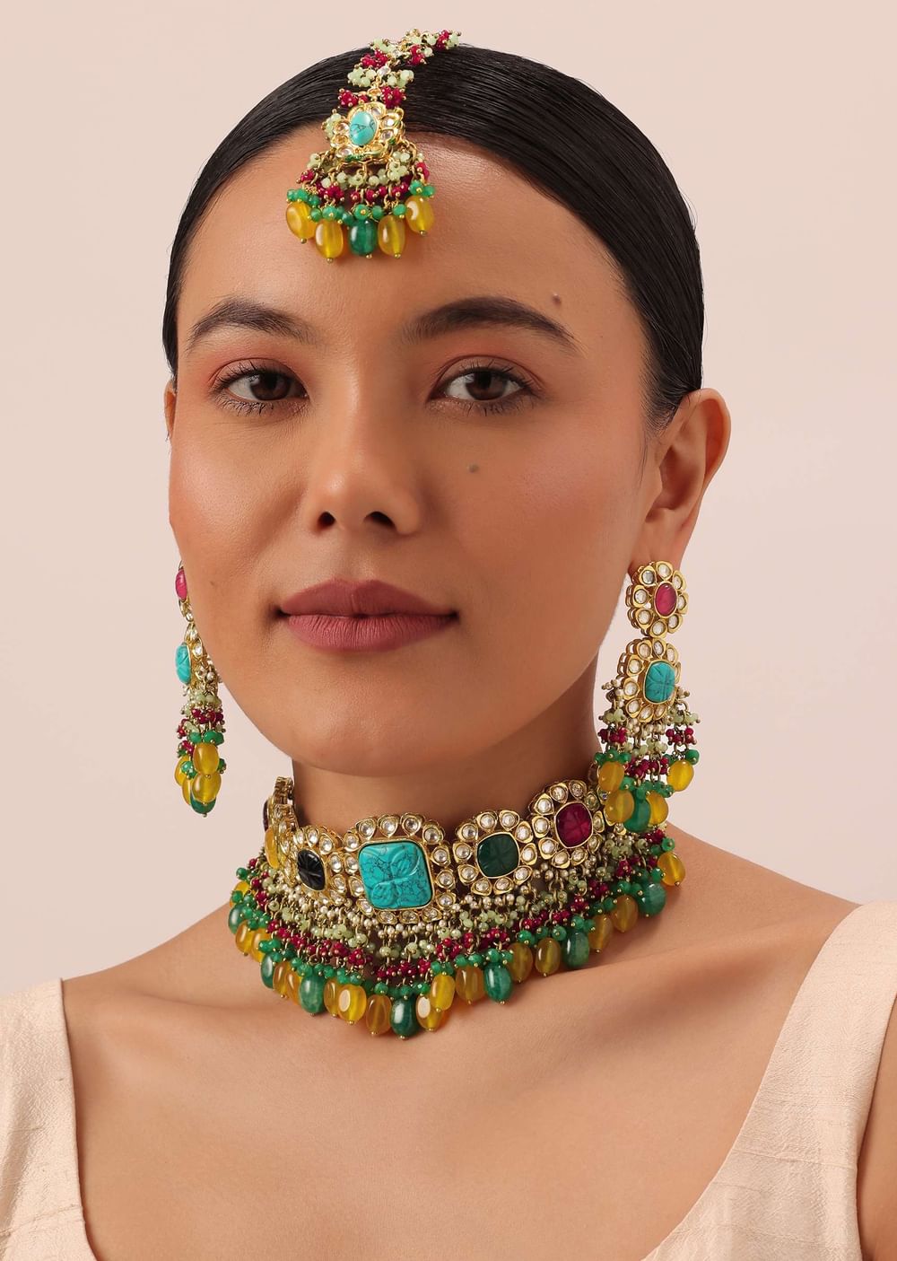Gold Finish Floral Kundan Choker Set With Carved Stones And Beads