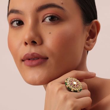 Gold Finish Floral Kundan Ring