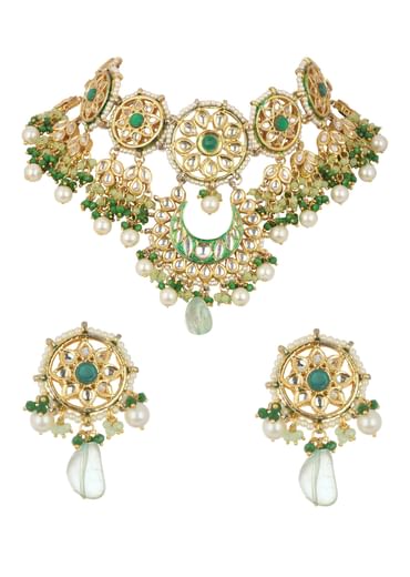 Gold Finish Kundan Choker Set In Mix Metal