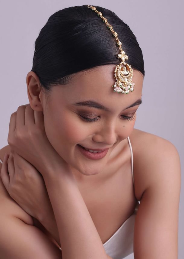 Gold Finish Kundan Mangtikka With Dangling Pearls