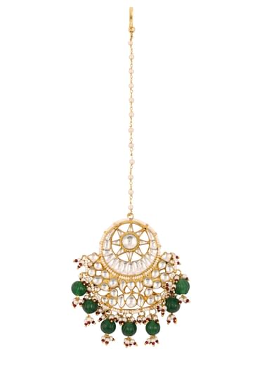 Gold Finish Kundan Floral Maangtika With Synthetic Emerald Stones And Beads