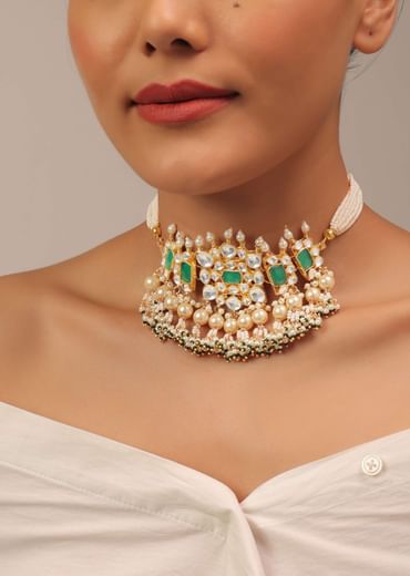 Gold Finish Kundan Polki Choker Set With Pearls