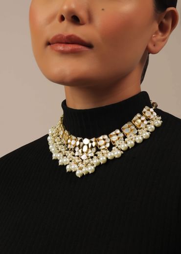 Gold Finish Kundan Polki White Choker Set With Pearls