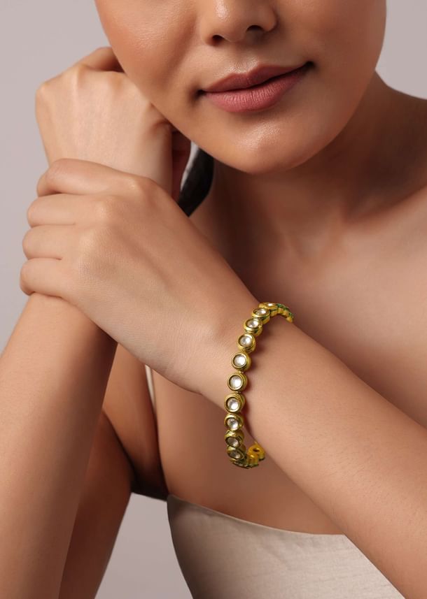 Gold Finish Kundan Studded Bangle Gold Finish Kundan Studded Bangle