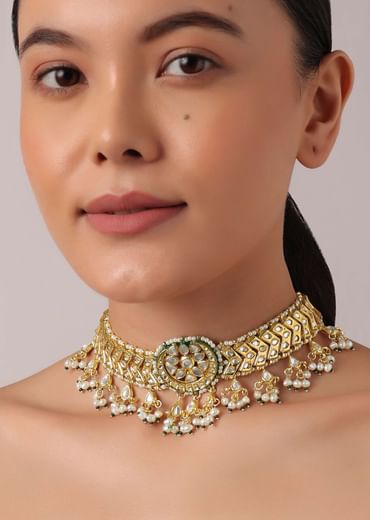 Gold Finish Pendant Choker Set With Bead Drops And Studded Kundan