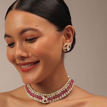 Gold Finish Rajwadi Kundan Polki Choker Set