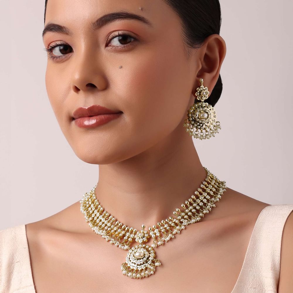 Gold Tone Pendant Kundan Necklace Set With Beads