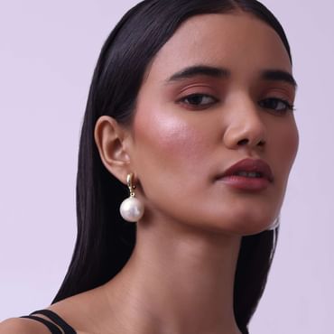 Gorgeous Mother Of Pearl Hanging Stud