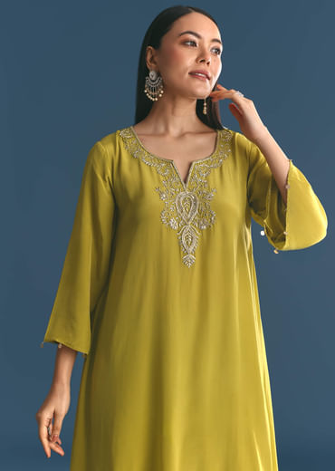 Green Crepe Gold Zardosi Kurta Pant With Dupatta