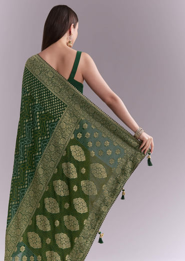 Green Georgette Bandhani Saree With Butti And Floral Border