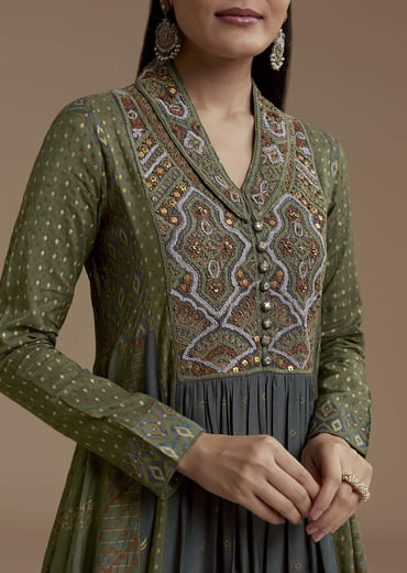 Green Indie Print Cotton Kurta Set with Thread Work