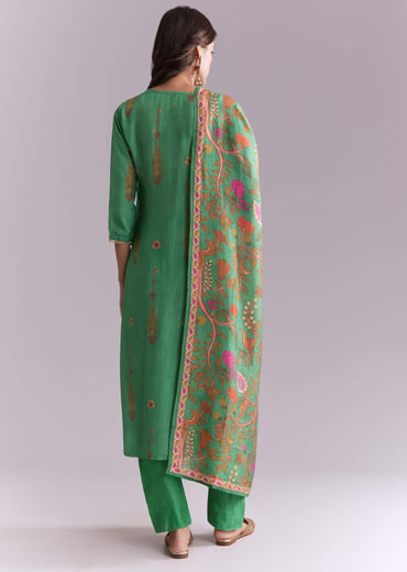 Green Silk Kurta Set With Indie Print And Gota Work