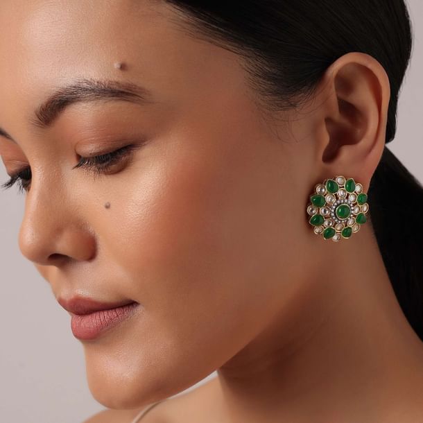 Green And White Beaded Studs With Kundan Green And White Beaded Studs With Kundan