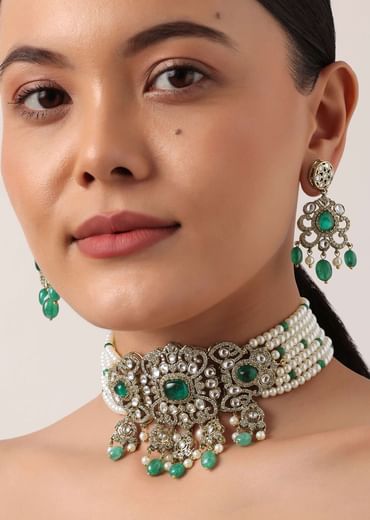 Green And White Choker Set With Encrusted Polki
