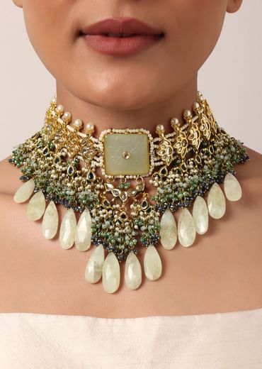 Green Bridal Choker Set With Beige Stones And Kundan
