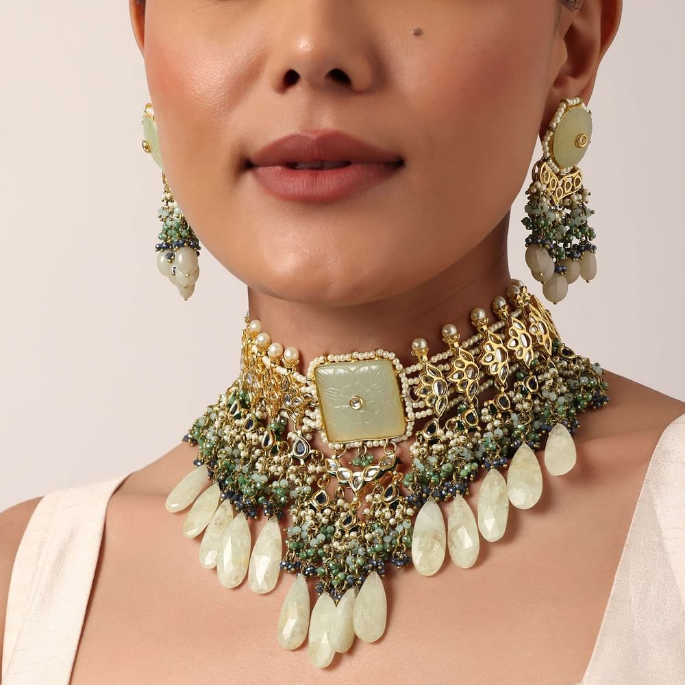 Green Bridal Choker Set With Beige Stones And Kundan