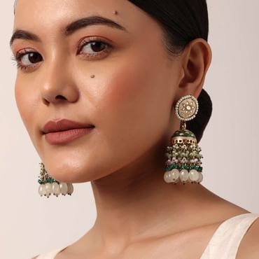 Green Kundan Jhumkas With Tiered Beads