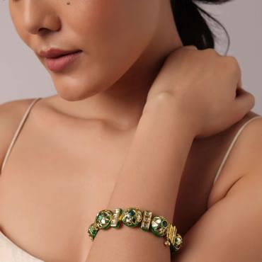 Green Meenakari Bangle With Studded Kundan