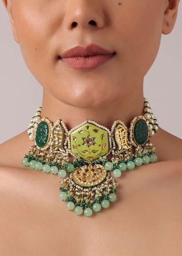 Green Pendant Choker Set With Bead Drops And Meenakari Work