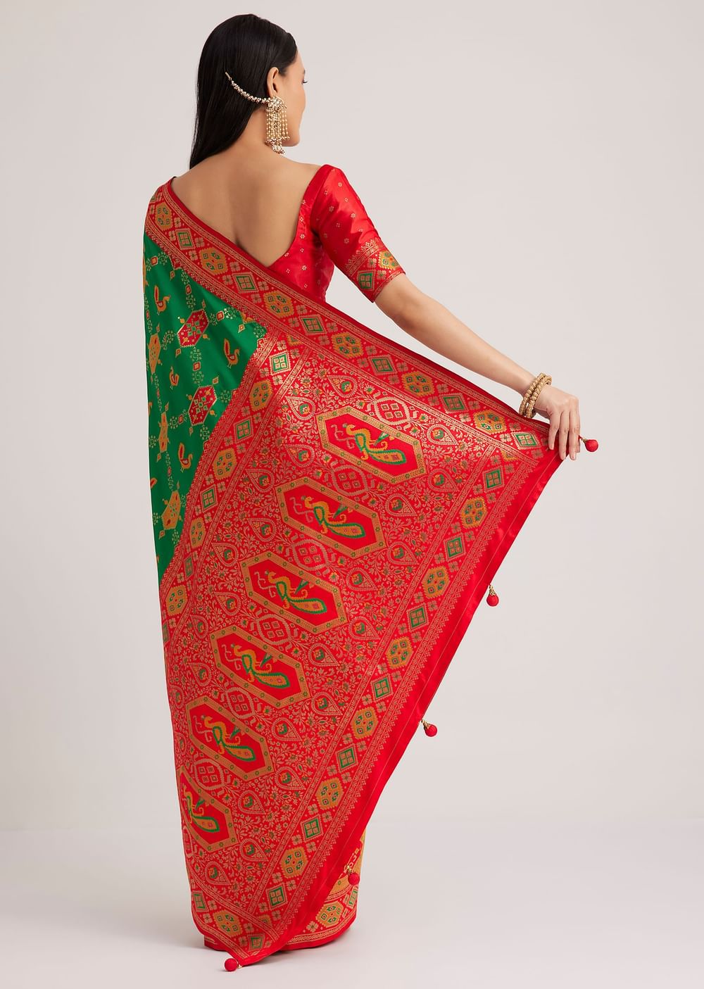 Green Silk Woven Ikat Motif Saree With Constrat Pallu