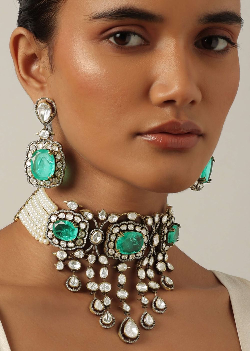 Green Two Tone Choker Set With Emerald Stones And White Zirconia
